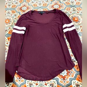 burgundy medium long sleeve shirt size small